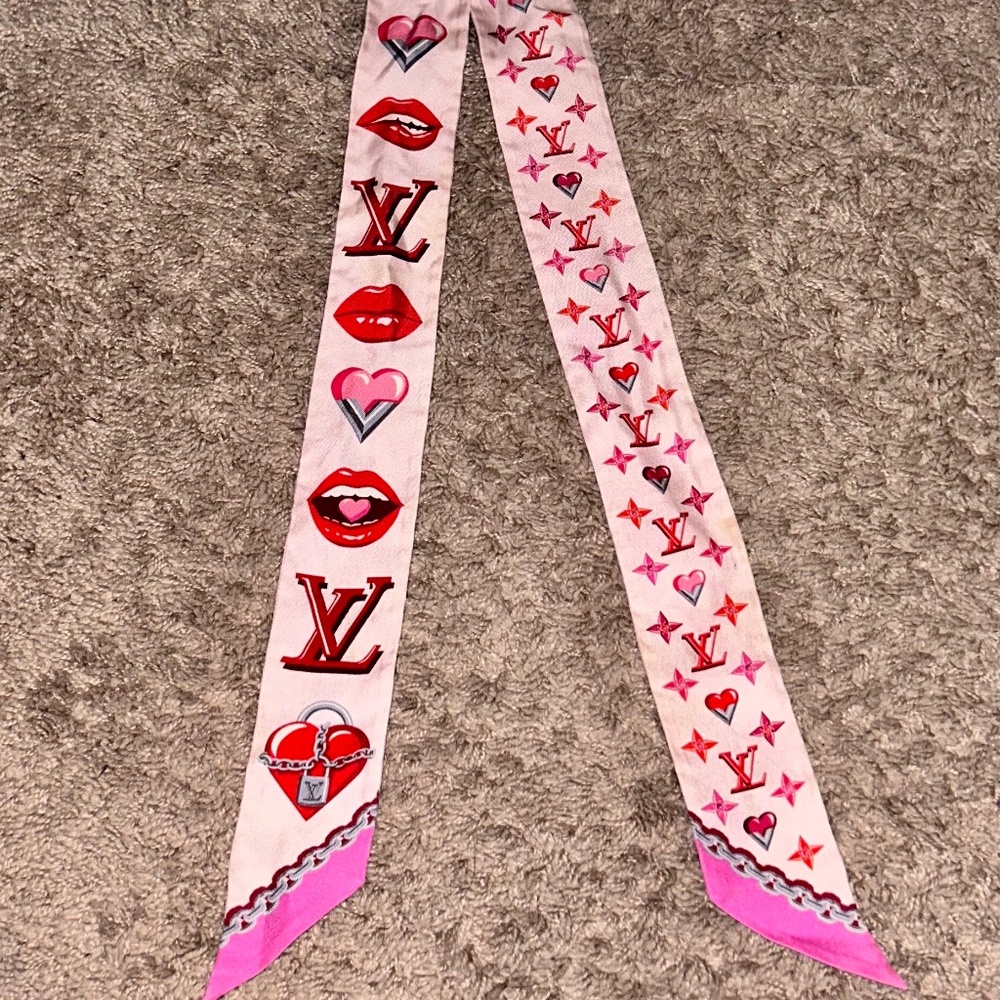 Rare Silk Lucky Monogram BB Bandeau Rose Pop Twilly